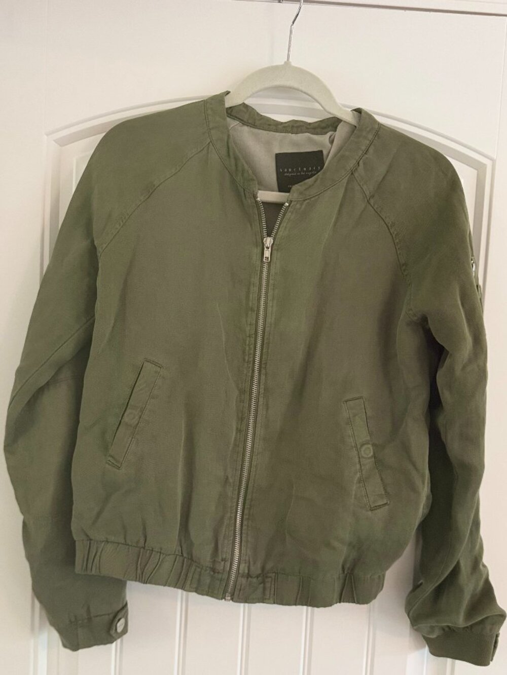 Sanctuary army green blomber style jacket. Size small